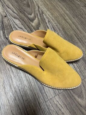 Indigo Rd. Women's Mustard Perforated Slip-On Mules
